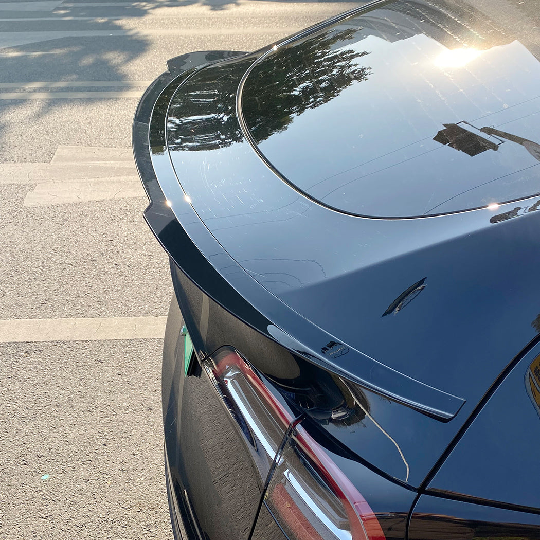 Спойлер за Tesla Model Y 2020+